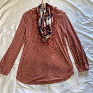 New Directions Shirt With Scarf Attached